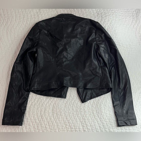 Black leather jacket - Picture 2 of 3